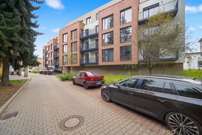 Pronájem bytu 2+kk, Hradec Králové, Na Střezině, 62 m2