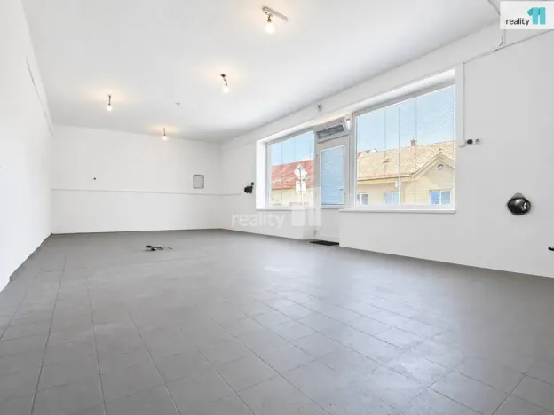 Prodej komerční nemovitosti, Chvalčov, Svornosti, 62 m2