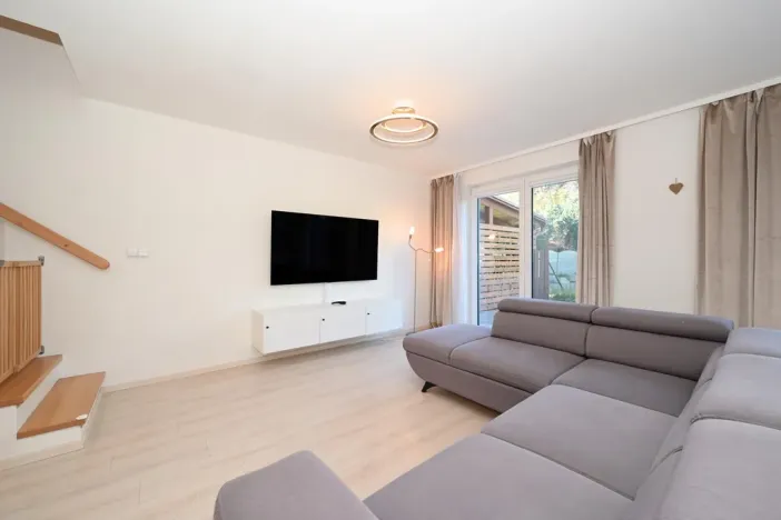 Pronájem rodinného domu, Zápy, 130 m2