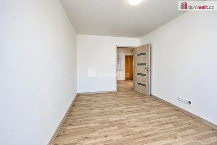 Pronájem obchodního prostoru, Neratovice, Kojetická, 39 m2