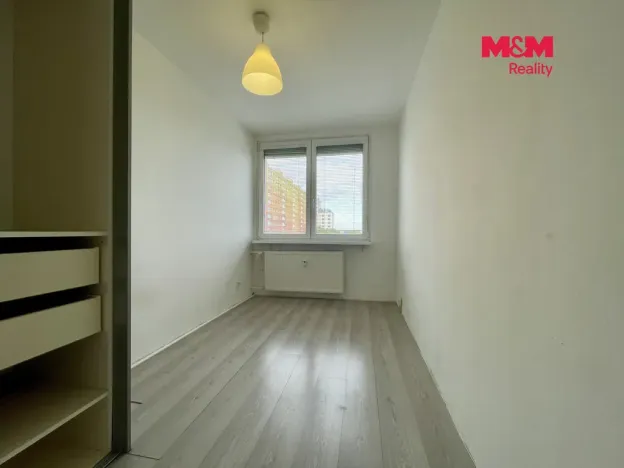 Prodej bytu 3+1, Praha - Kamýk, Papírníkova, 66 m2