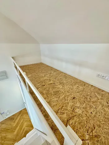 Pronájem bytu 1+kk, Praha - Vinohrady, Lublaňská, 28 m2