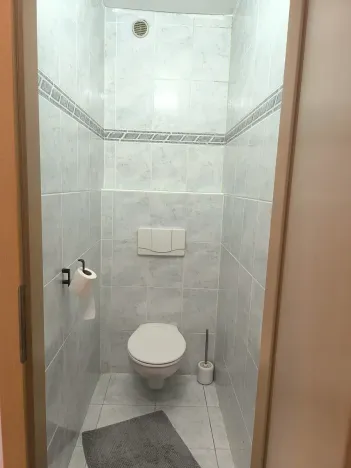 Prodej bytu 2+kk, Praha - Troja, Hnězdenská, 46 m2