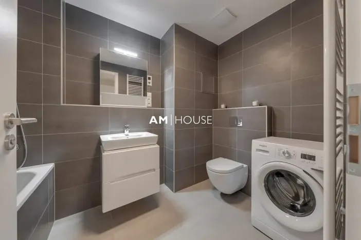 Pronájem bytu 1+kk, Praha - Vysočany, Vysočanská, 32 m2