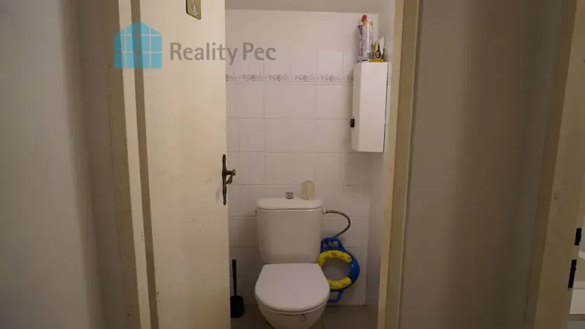 Pronájem chalupy, Pec pod Sněžkou, 182 m2