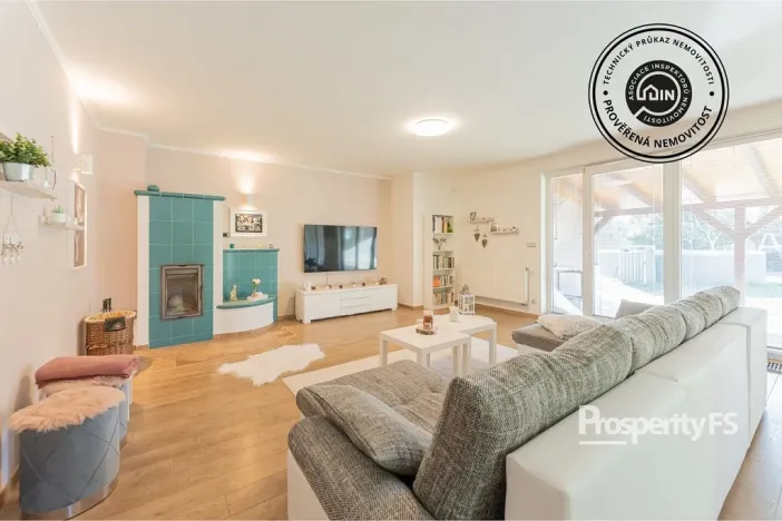 Prodej rodinného domu, Lutopecny, 169 m2