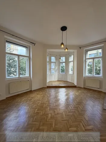 Pronájem bytu 2+1, Praha - Vinohrady, 74 m2