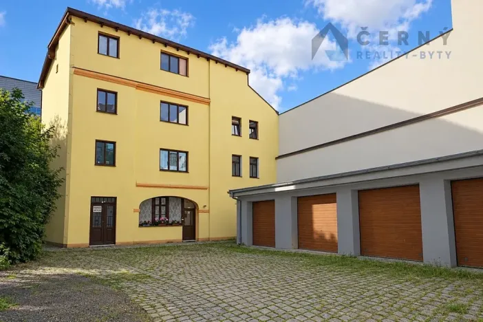 Pronájem bytu 3+1, Liberec, 8. března, 110 m2