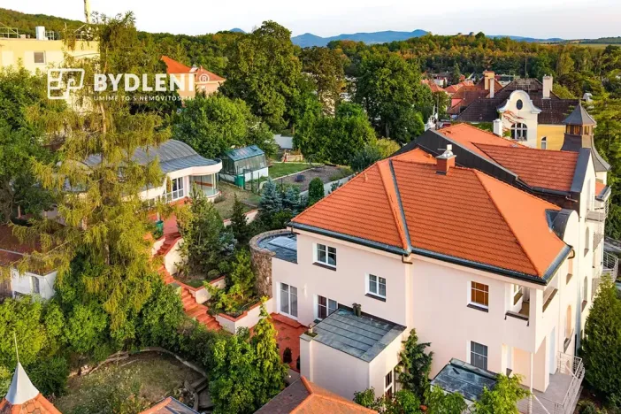 Prodej rodinného domu, Teplice, Josefa Šafaříka, 382 m2