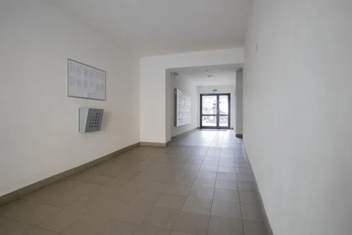 Pronájem bytu 3+1, Praha - Žižkov, Ostromečská, 83 m2