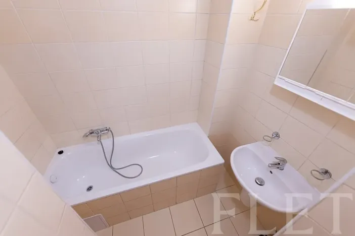 Pronájem bytu 2+kk, Praha - Vršovice, Tolstého, 45 m2