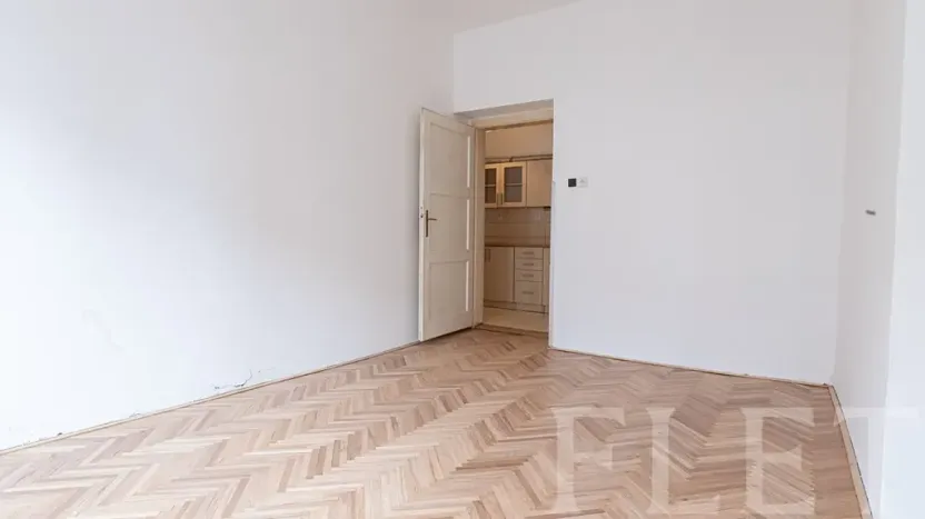 Pronájem bytu 2+kk, Praha - Vršovice, Tolstého, 45 m2