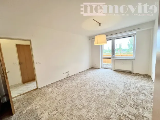 Pronájem bytu 2+kk, Hradec Králové, třída Edvarda Beneše, 48 m2