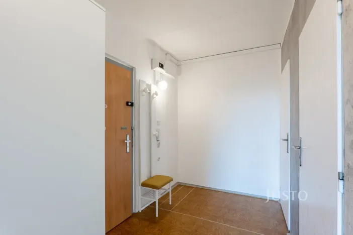 Pronájem bytu 2+kk, Praha - Řepy, Nevanova, 42 m2