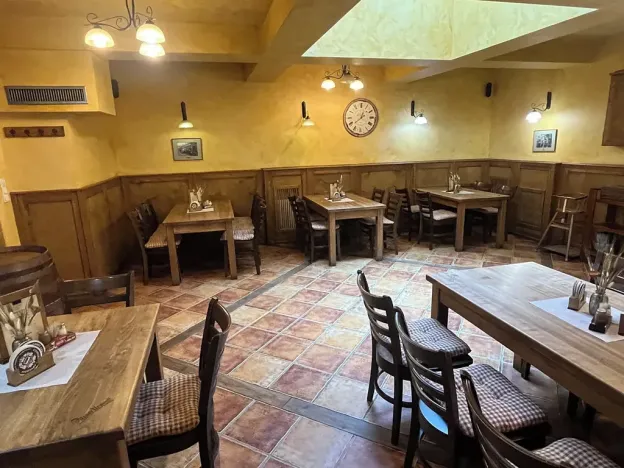 Pronájem restaurace, Brno, Purkyňova, 243 m2