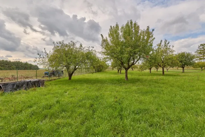 Prodej pozemku pro bydlení, České Meziříčí, Bož. Němcové, 2423 m2