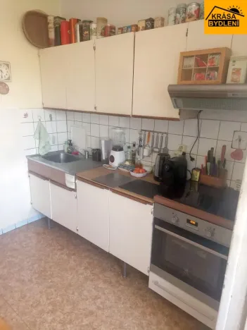 Prodej bytu 3+1, Velký Újezd, 79 m2