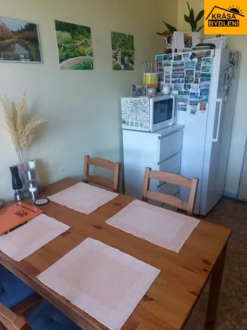 Prodej bytu 3+1, Velký Újezd, 79 m2