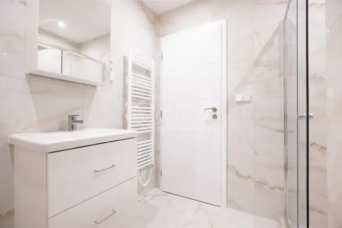 Pronájem bytu 2+kk, Děčín VI-Letná, Školní, 43 m2