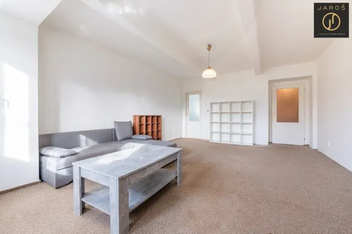 Prodej bytu 2+kk, Praha - Zbraslav, Pod Havlínem, 59 m2