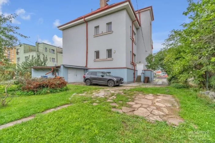 Prodej bytu 1+1, Hradec Králové - Pražské Předměstí, Fráni Šrámka, 68 m2