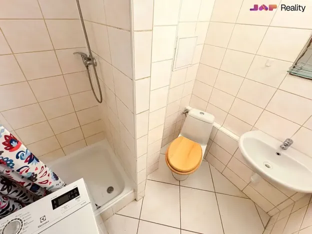 Pronájem bytu 1+kk, Brno, Jedovnická, 20 m2