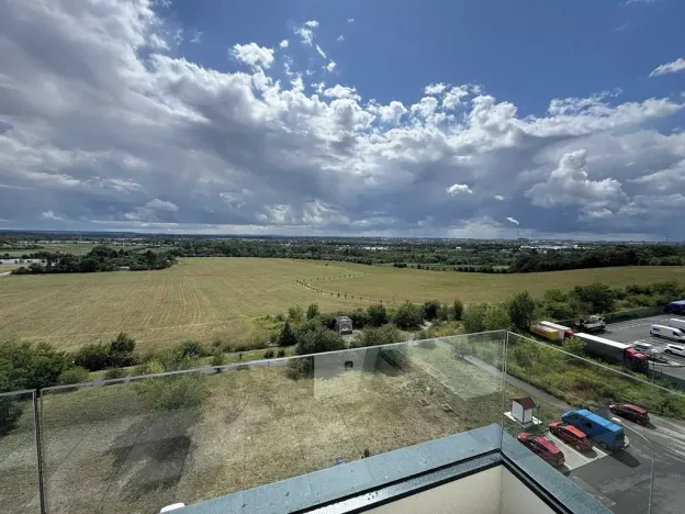 Pronájem bytu 2+kk, Praha - Černý Most, Arnošta Valenty, 34 m2