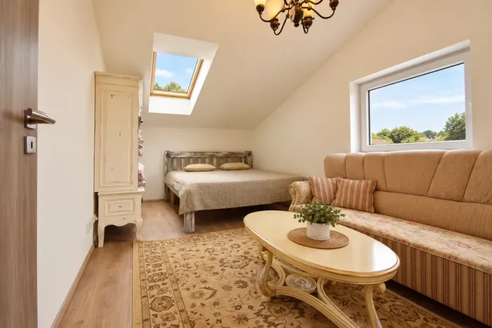 Prodej bytu 6+kk a větší, Sulice, Hlavní, 163 m2
