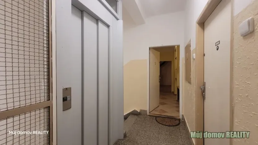 Pronájem bytu 2+kk, Praha - Vršovice, Kubánské náměstí, 78 m2