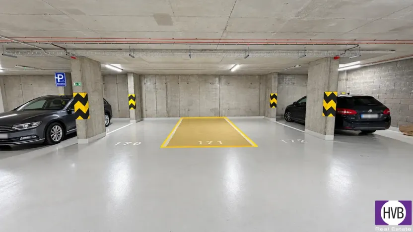 Prodej garážového stání, Praha, Vyletalova, 12 m2