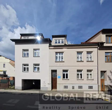 Pronájem bytu 2+1, Jihlava, Fibichova, 54 m2
