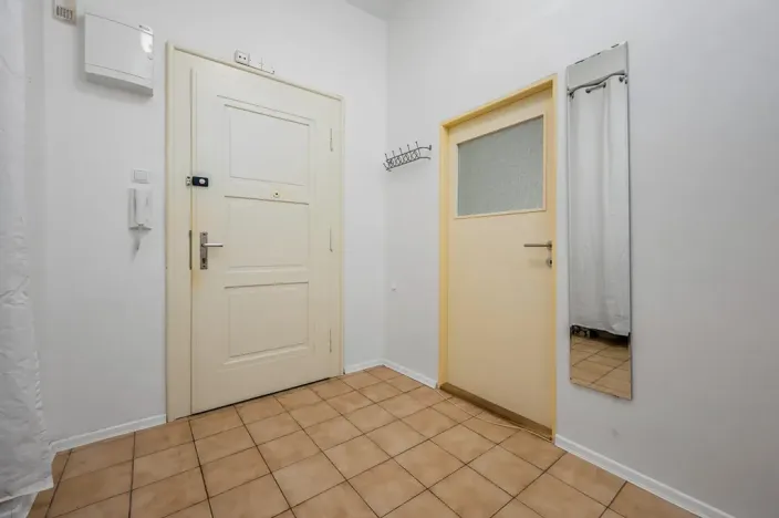 Pronájem bytu 2+kk, Praha - Bubeneč, Rooseveltova, 58 m2