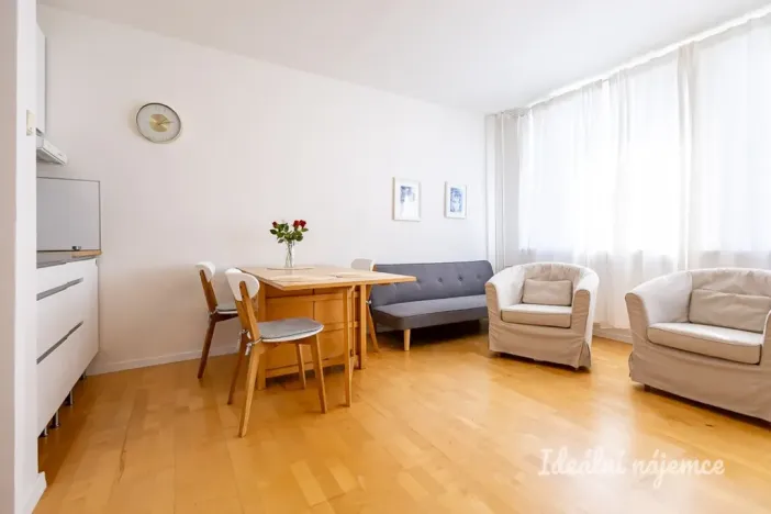 Pronájem bytu 2+kk, Praha - Černý Most, Bryksova, 48 m2