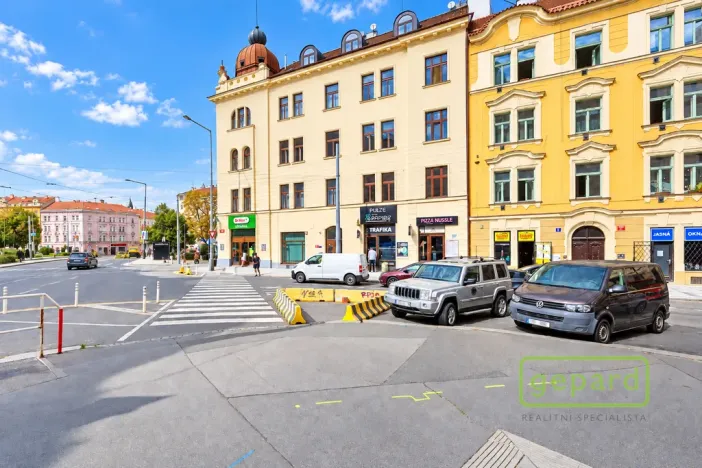 Prodej bytu 1+kk, Praha, Čestmírova, 24 m2