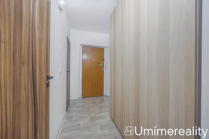 Prodej bytu 1+kk, Praha - Kobylisy, Jelínkova, 32 m2