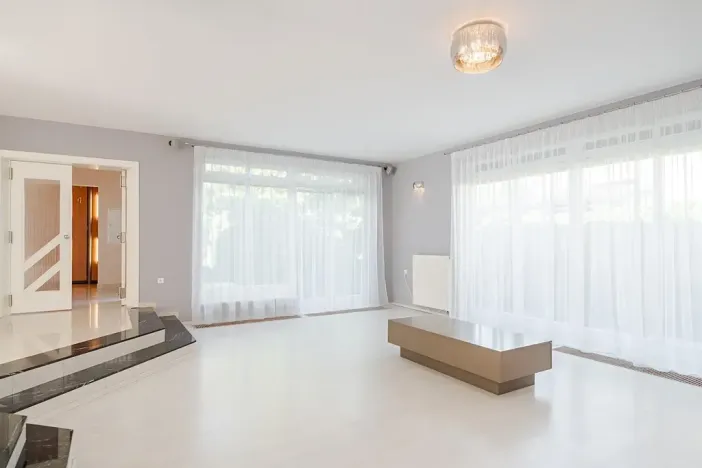 Pronájem rodinného domu, Benátky, 241 m2