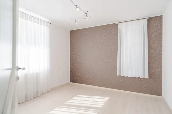 Pronájem rodinného domu, Benátky, 241 m2
