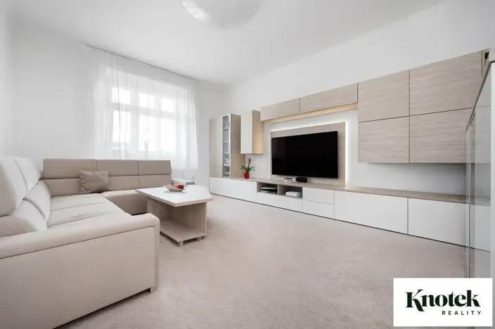 Prodej bytu 3+1, Brno, Staňkova, 82 m2