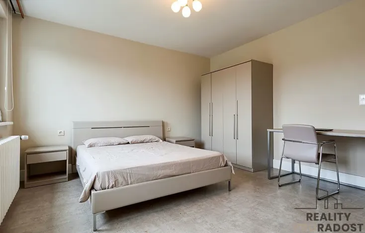 Prodej bytu 2+kk, Praha, U starého mlýna, 79 m2