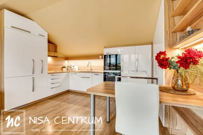 Prodej bytu 2+kk, Tanvald, Kostelní, 52 m2