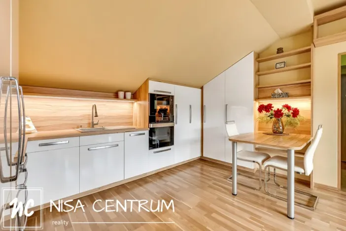 Prodej bytu 2+kk, Tanvald, Kostelní, 52 m2