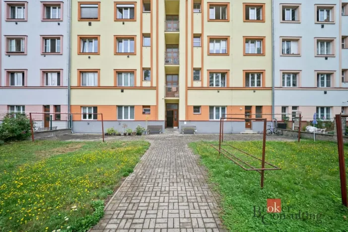 Prodej bytu 2+kk, Hradec Králové, Bidlova, 53 m2