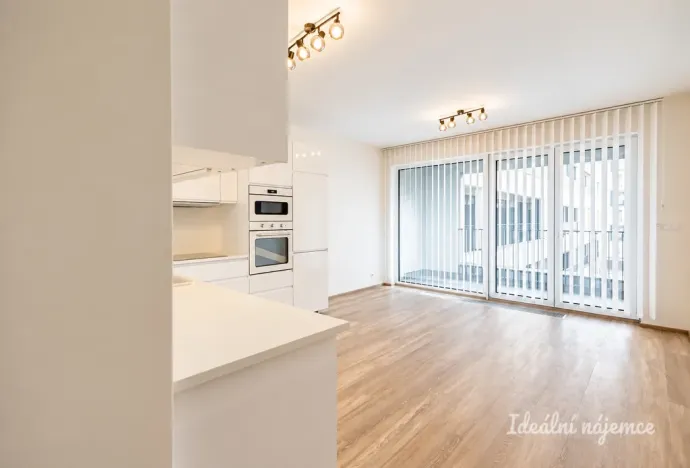 Prodej bytu 2+kk, Praha - Hloubětín, Poděbradská, 53 m2
