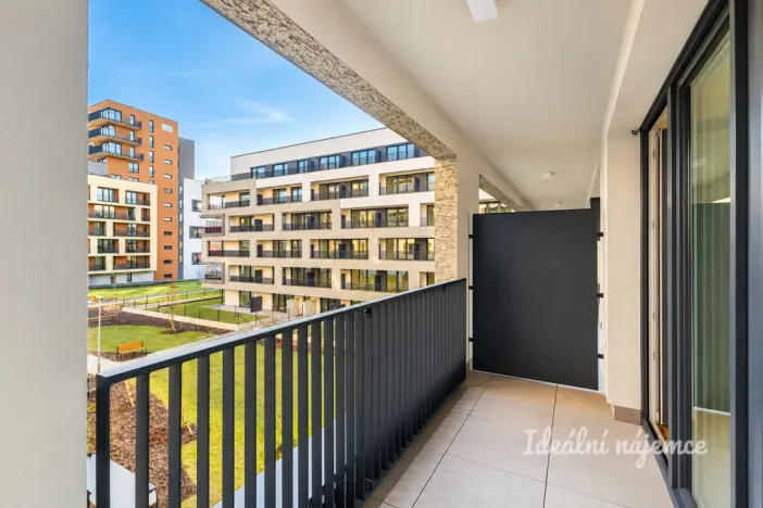 Prodej bytu 2+kk, Praha - Hloubětín, Poděbradská, 53 m2