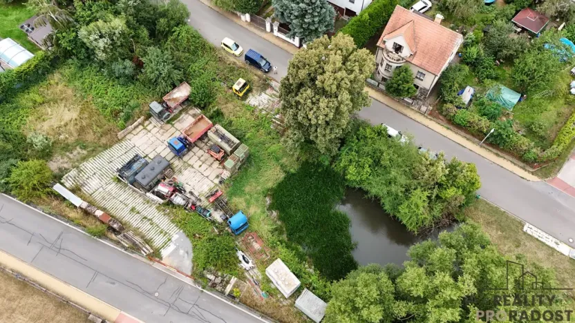 Prodej pozemku pro bydlení, Praha - Lipence, 817 m2