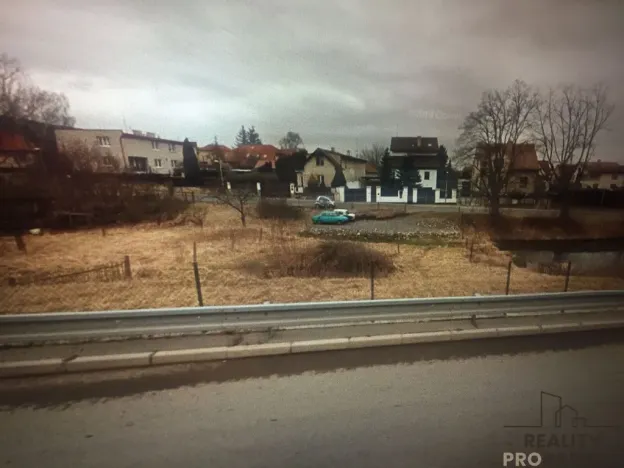 Prodej pozemku pro bydlení, Praha - Lipence, 817 m2