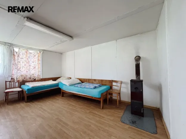 Pronájem skladu, Chlum u Třeboně, 480 m2