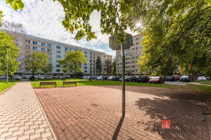 Prodej bytu 3+1, Pardubice - Polabiny, Sluneční, 57 m2