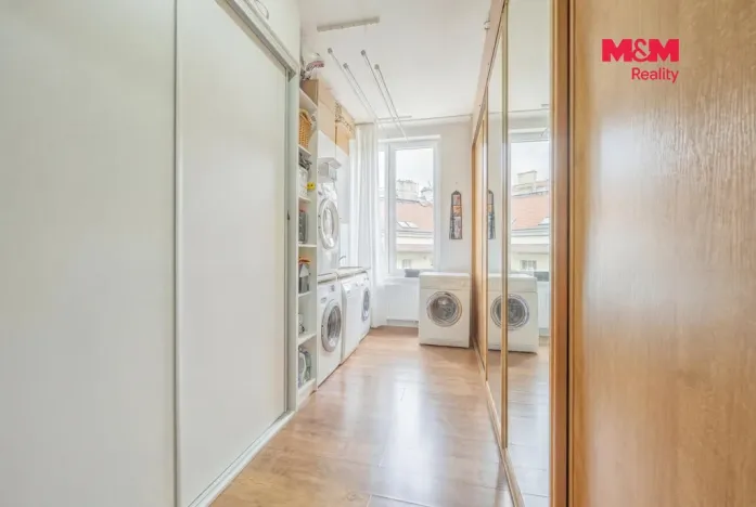 Prodej atypického bytu, Praha, Nuselská, 171 m2