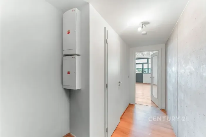 Pronájem bytu 1+kk, Praha - Vysočany, Kolbenova, 33 m2